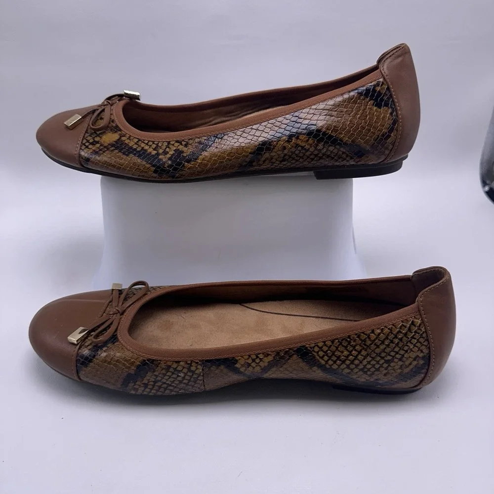 Vionic Minna Boa Ballet Flats Brown Snake Reptile Women's Size‎ 10